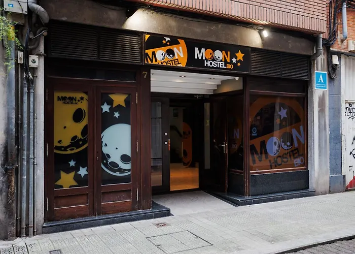 Moon Hostel Bio Bilbao